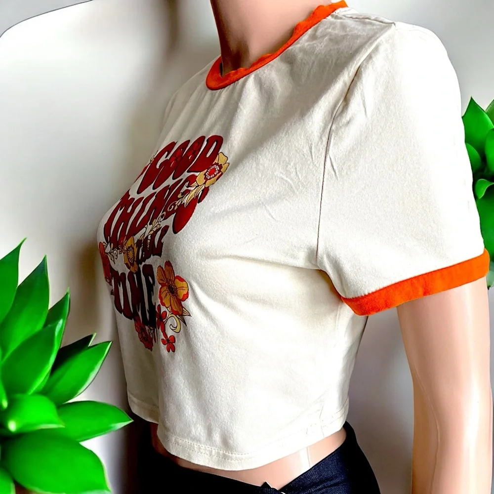 “Good Things Take Time” Slogan Contrast Graphic Cropped Tee - Picture 13 of 16